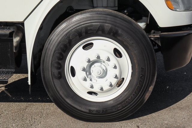 2014 Freightliner M2 106 MD