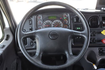 2021 Freightliner M2 106