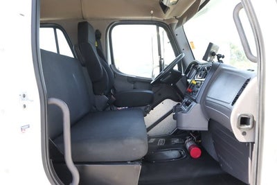 2021 Freightliner M2 106