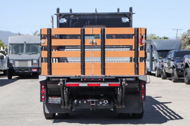 2021 Freightliner M2 106