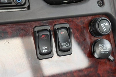 2017 Freightliner M2 106