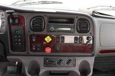 2017 Freightliner M2 106