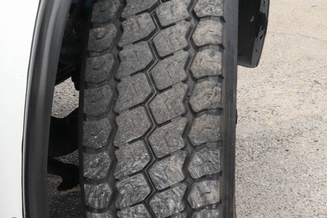 2017 Freightliner M2 106