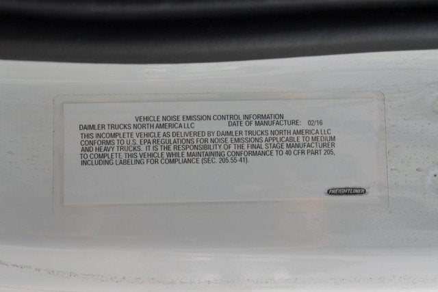 2017 Freightliner M2 106