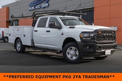 2024 RAM 3500 Chassis Cab Tradesman