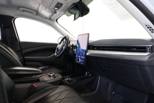 2022 Ford Mustang Mach-E Select