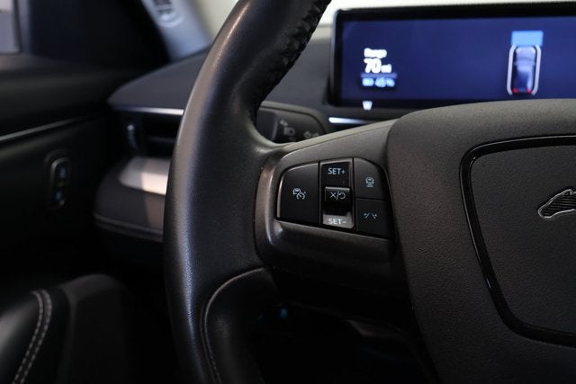 2022 Ford Mustang Mach-E Select