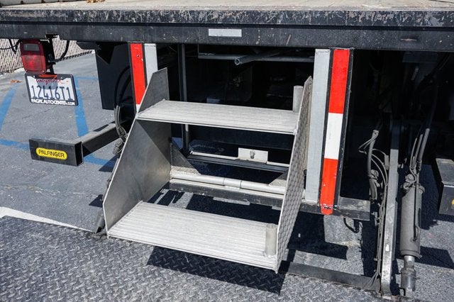 2015 Ford F-650SD XLT