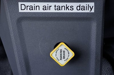 2015 Ford F-650SD XLT