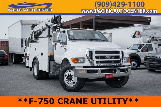 2013 Ford F-750SD Straight Frame