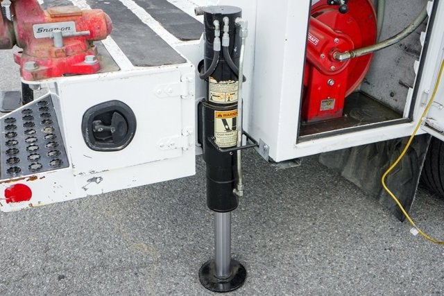 2013 Ford F-750SD Straight Frame