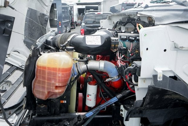 2013 Ford F-750SD Straight Frame