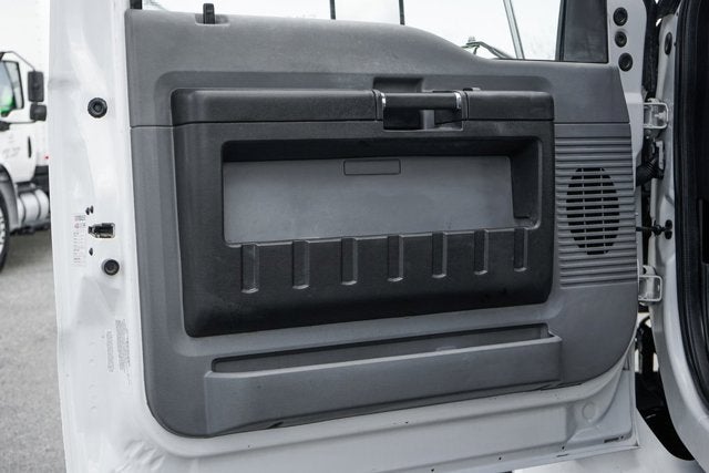 2013 Ford F-750SD Straight Frame