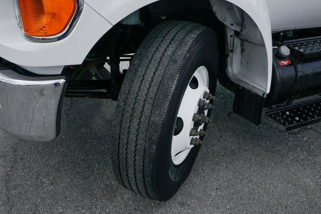 2013 Ford F-750SD Straight Frame