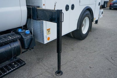 2013 Ford F-750SD Straight Frame