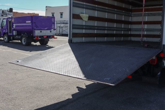 2011 Ford F-650SD XLT