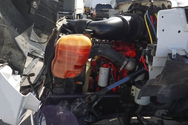 2011 Ford F-650SD XLT