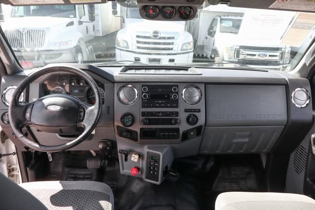 2011 Ford F-650SD XLT