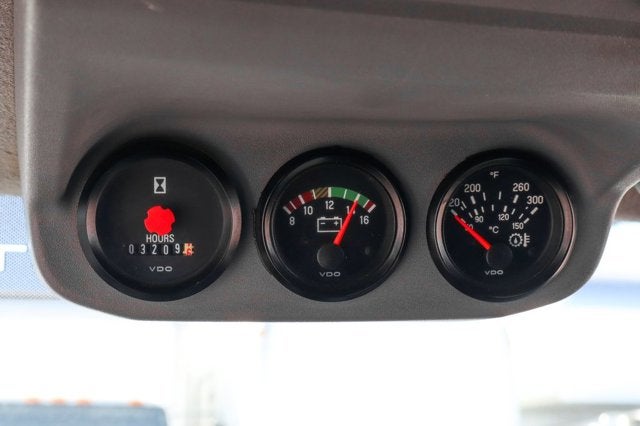 2011 Ford F-650SD XLT