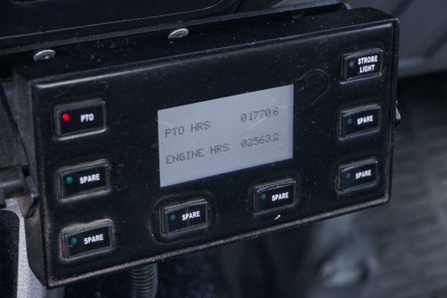 2015 Ford F-750SD XL