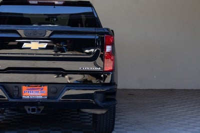 2022 Chevrolet Silverado 1500 Custom