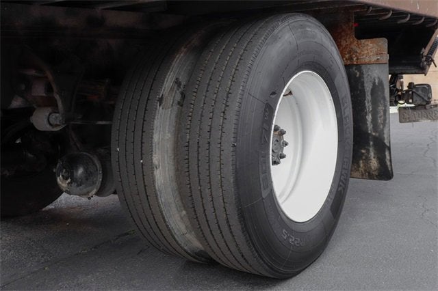 2019 International 4300 Base