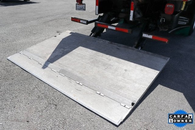 2018 International 4300 24 Foot