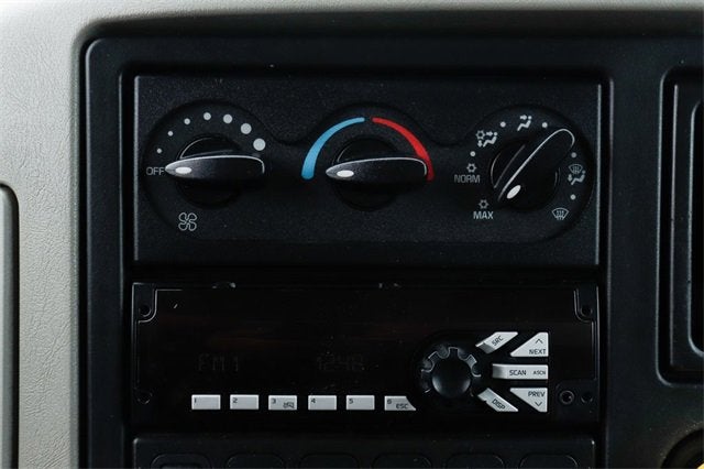 2018 International 4300 Base