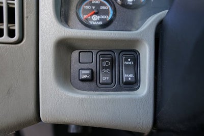 2015 International 4000 26 Foot Box