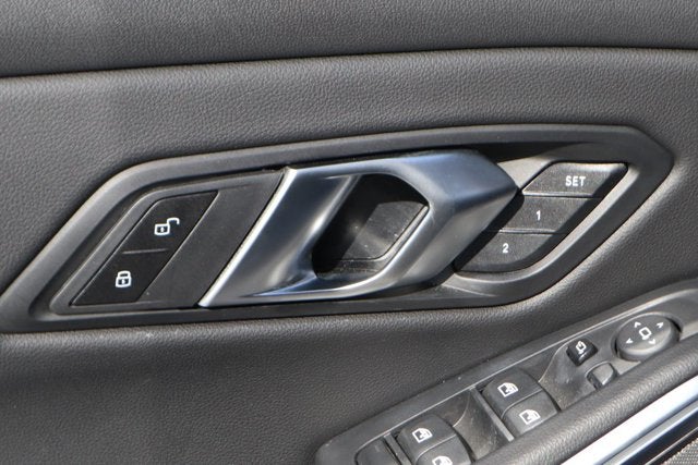 2025 BMW 3 Series M340i