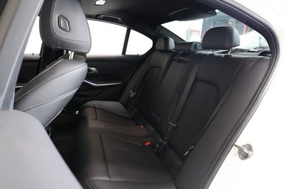 2022 BMW 3 Series 330i