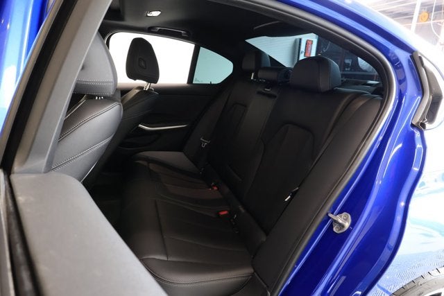 2023 BMW 3 Series 330i