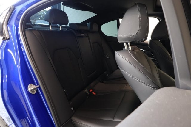 2023 BMW 3 Series 330i