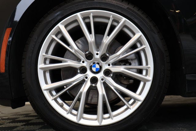 2024 BMW 3 Series 330i