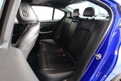 2024 BMW 3 Series 330i