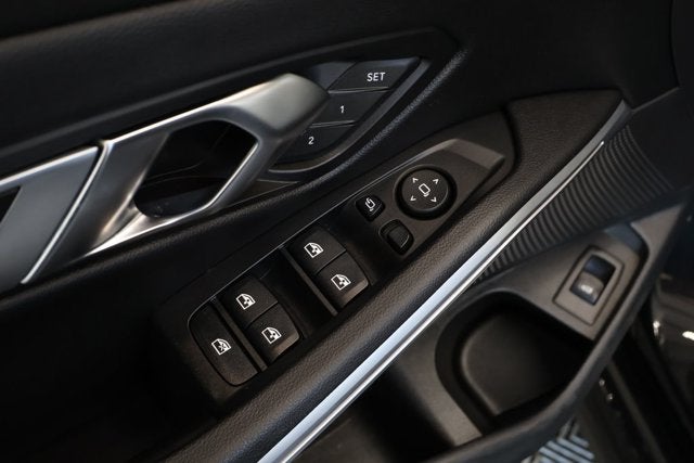 2023 BMW 3 Series 330i