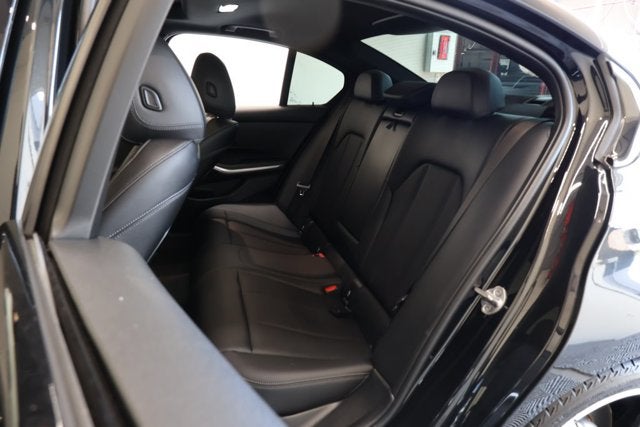 2023 BMW 3 Series 330i