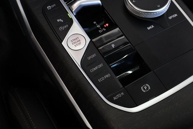2023 BMW 3 Series 330i