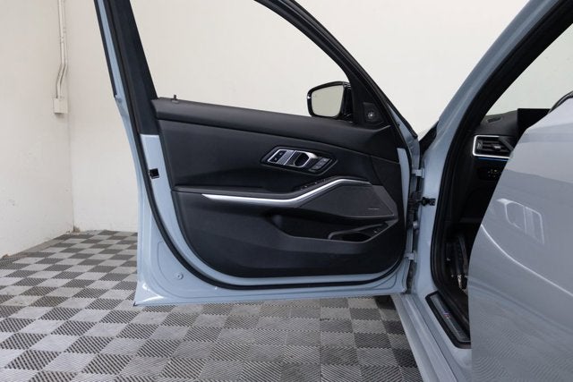 2023 BMW 3 Series 330i xDrive