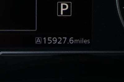 2024 Nissan Versa 1.6 SR
