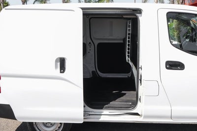 2021 Nissan NV200 S
