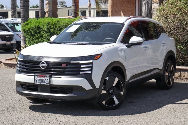 2025 Nissan Kicks SR