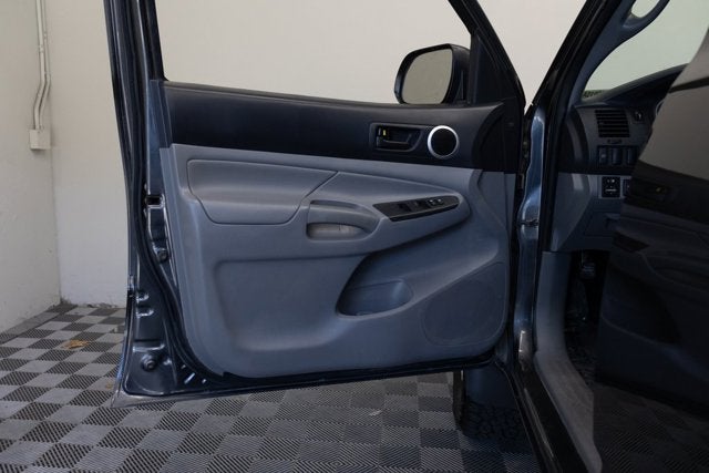 2013 Toyota Tacoma Base