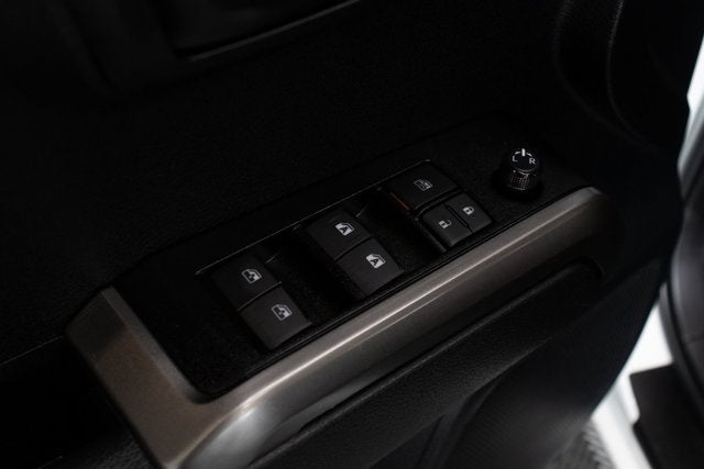 2023 Toyota Tacoma 2WD SR5