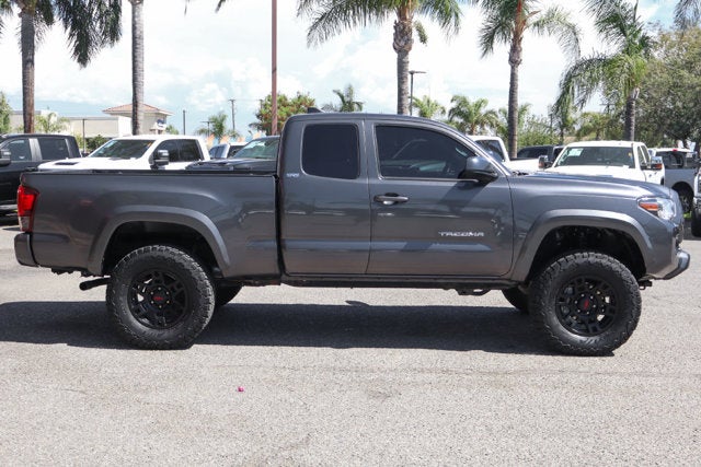 2022 Toyota Tacoma SR5