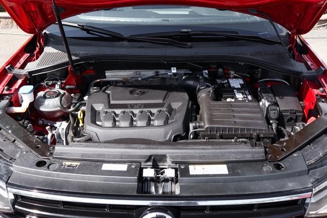 2024 Volkswagen Tiguan 2.0T SE R-Line Black