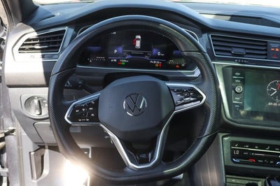 2024 Volkswagen Tiguan 2.0T SE R-Line Black