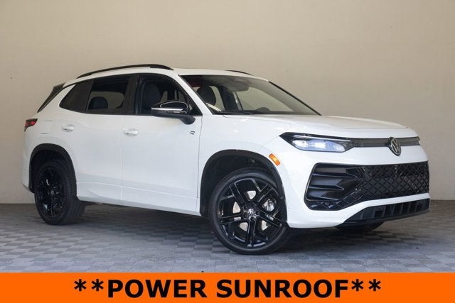2025 Volkswagen Tiguan 2.0T SE R-Line Black