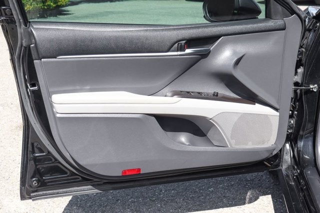 2023 Toyota Camry Hybrid LE