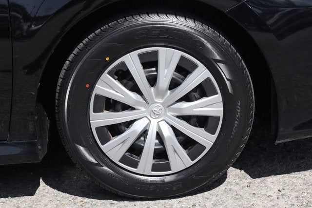 2023 Toyota Camry Hybrid LE